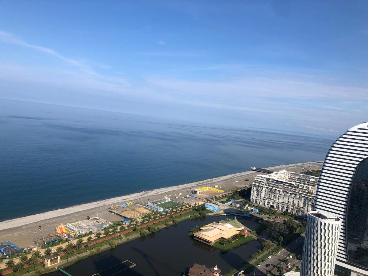 Orbi City Apartments On The Beach باتومي المظهر الخارجي الصورة