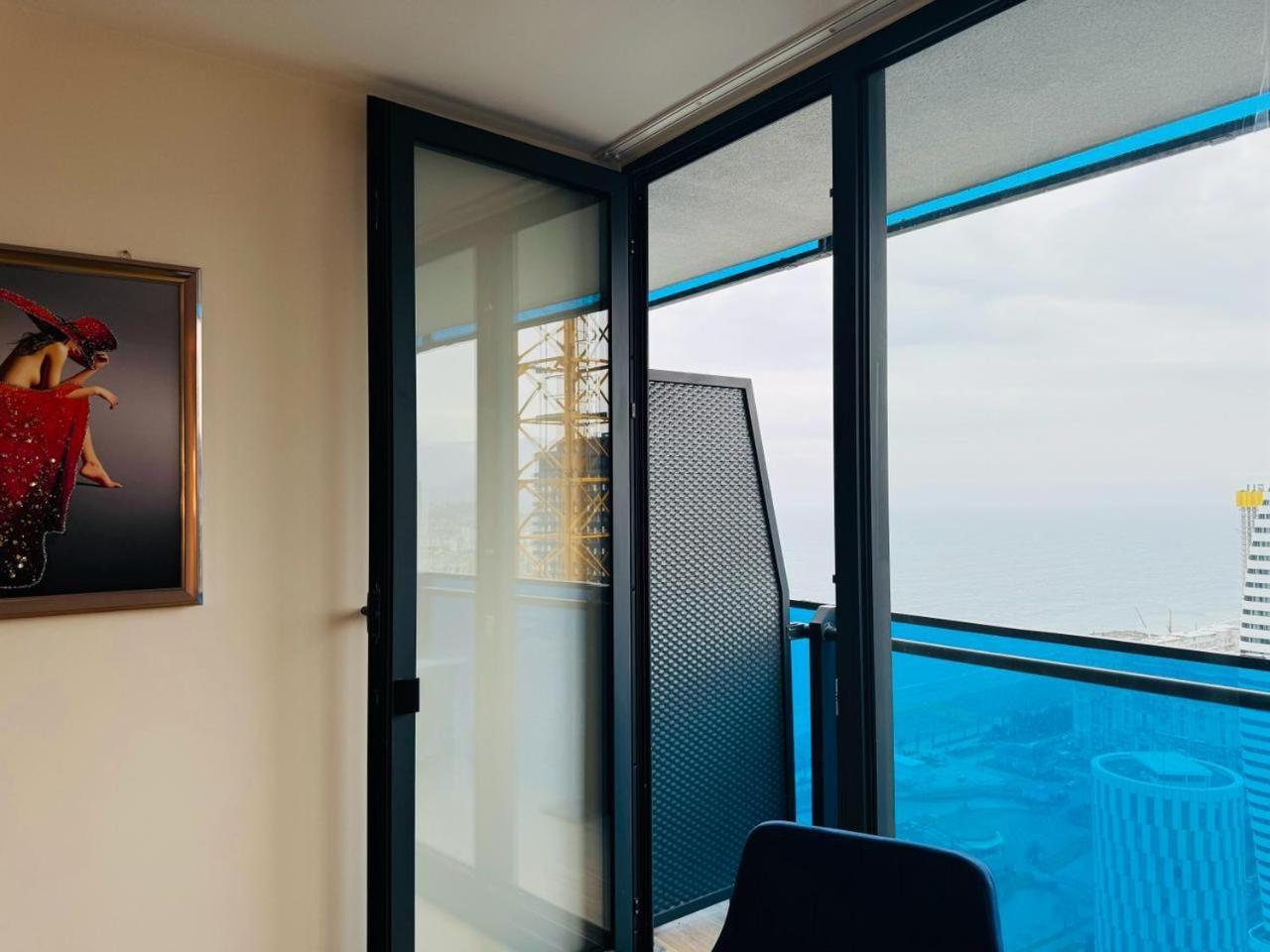 Orbi City Apartments On The Beach باتومي المظهر الخارجي الصورة