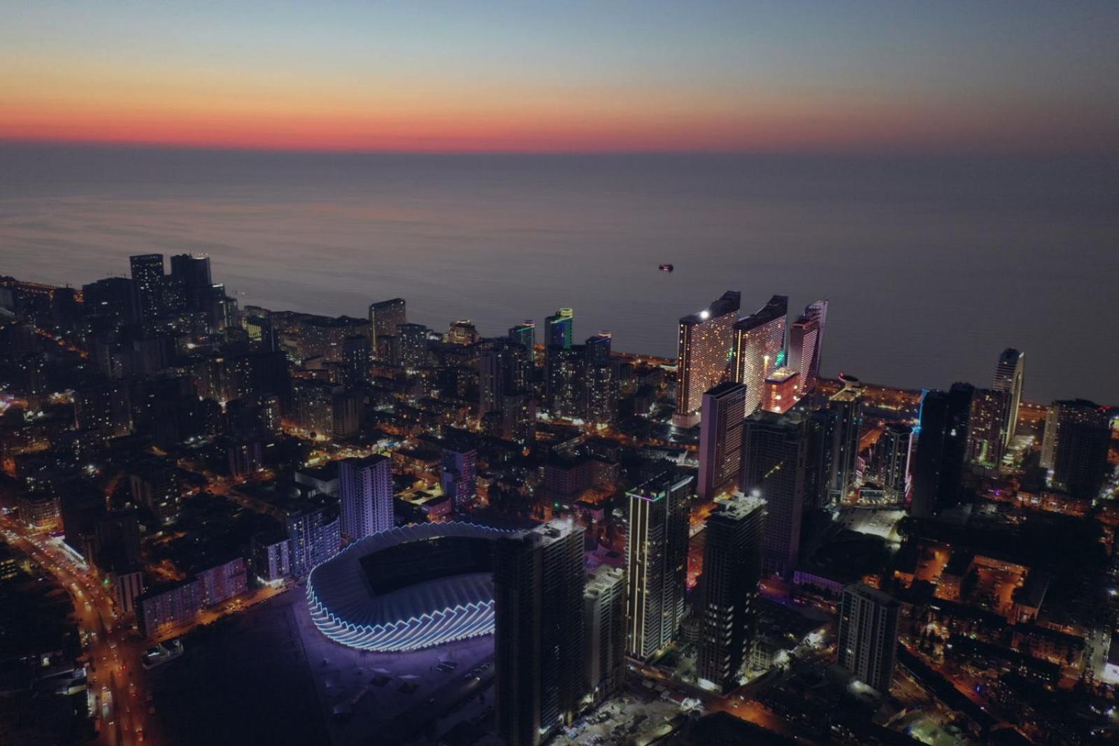 Orbi City Apartments On The Beach باتومي المظهر الخارجي الصورة